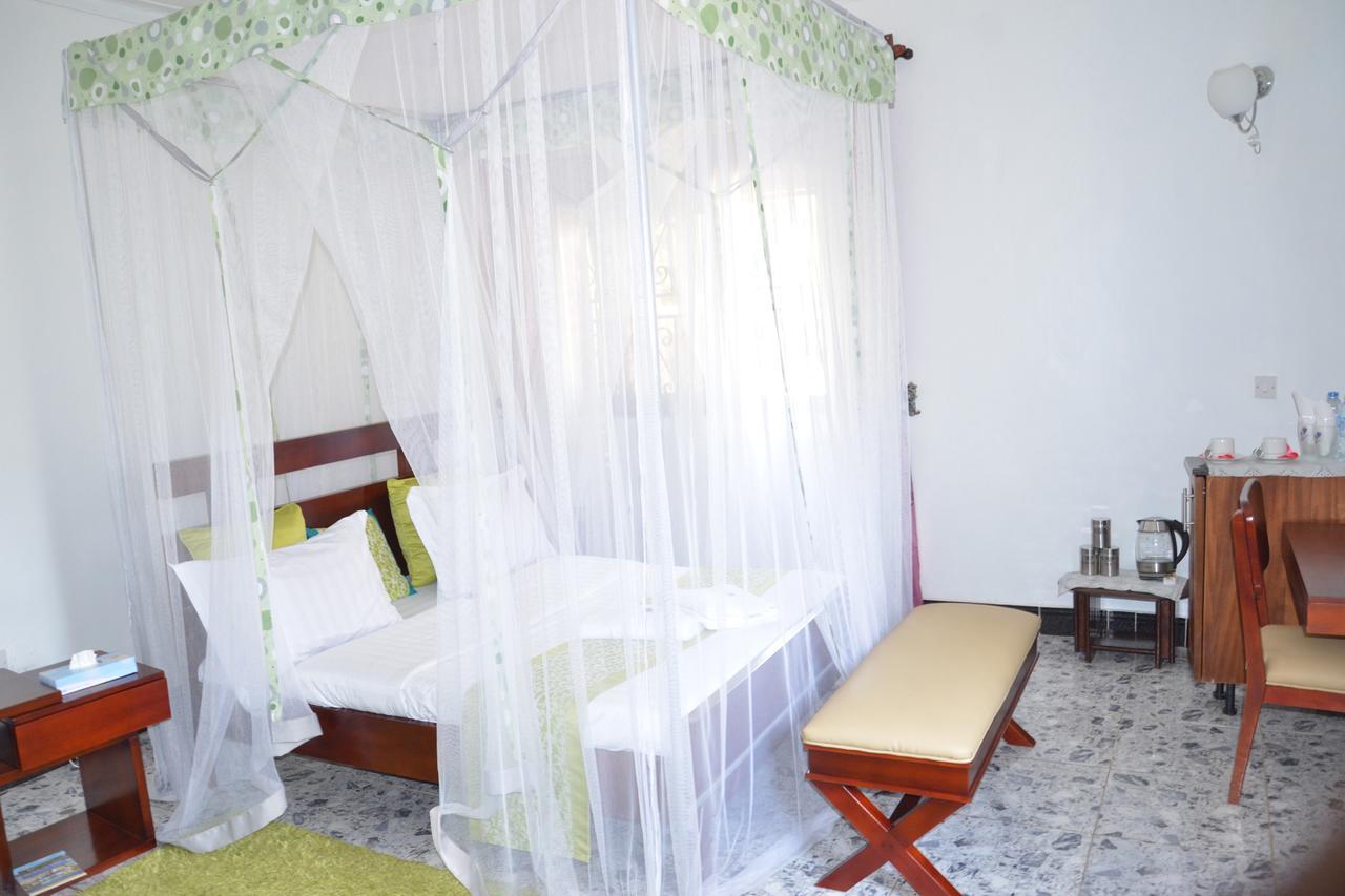 Sheevy"S Bed N Breakfast Fort Portal Zewnętrze zdjęcie