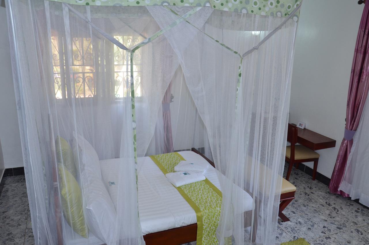 Sheevy"S Bed N Breakfast Fort Portal Zewnętrze zdjęcie